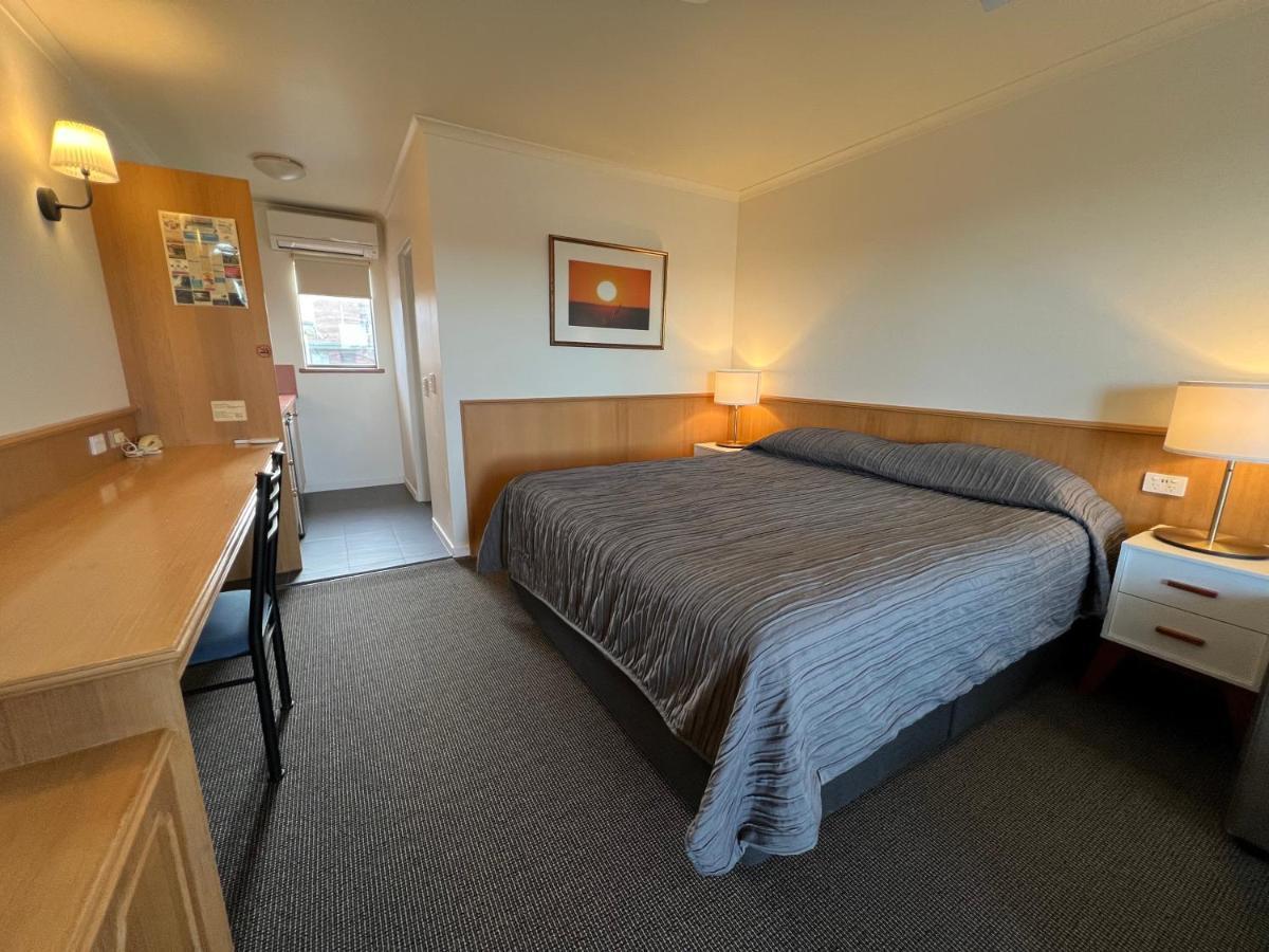 Summerhill Motor Inn Merimbula Exteriör bild