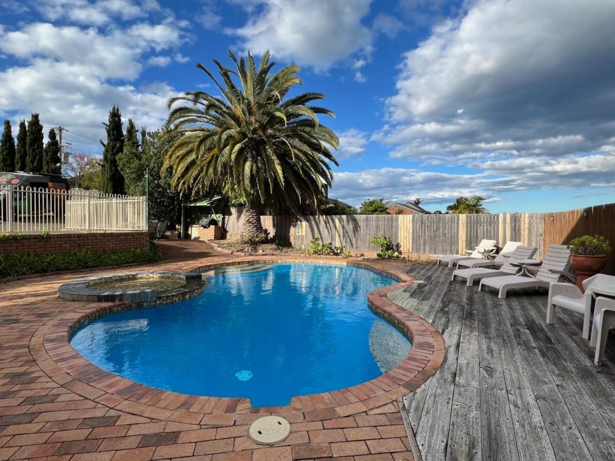 Summerhill Motor Inn Merimbula Exteriör bild
