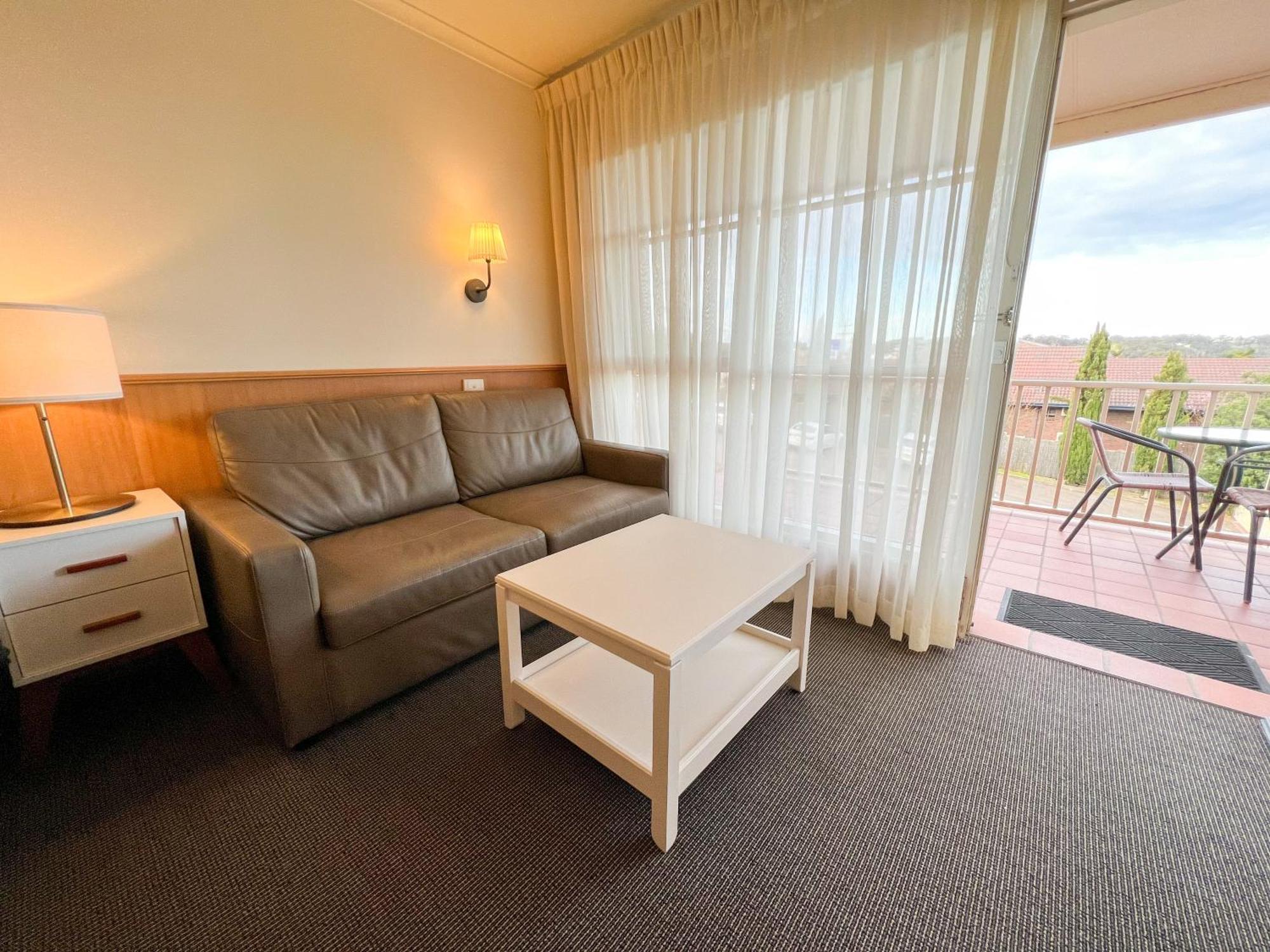 Summerhill Motor Inn Merimbula Exteriör bild