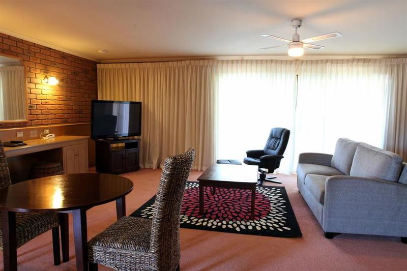 Summerhill Motor Inn Merimbula Exteriör bild