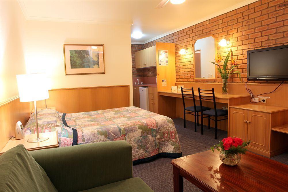 Summerhill Motor Inn Merimbula Exteriör bild
